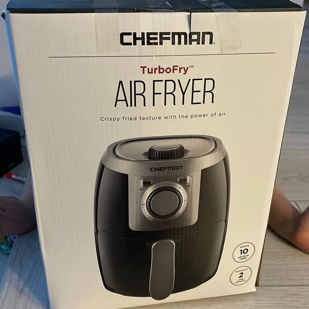 BRAND NEW AIR FRYER